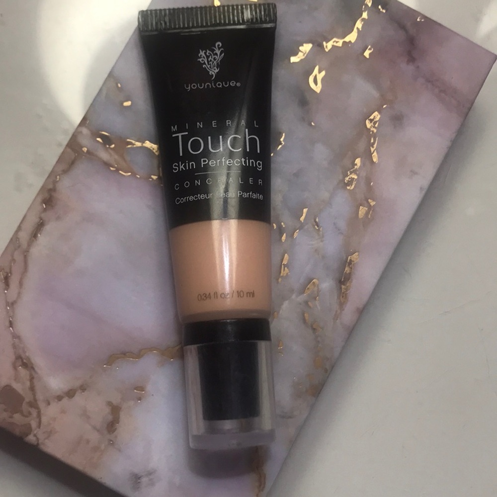Younique New “Organza”